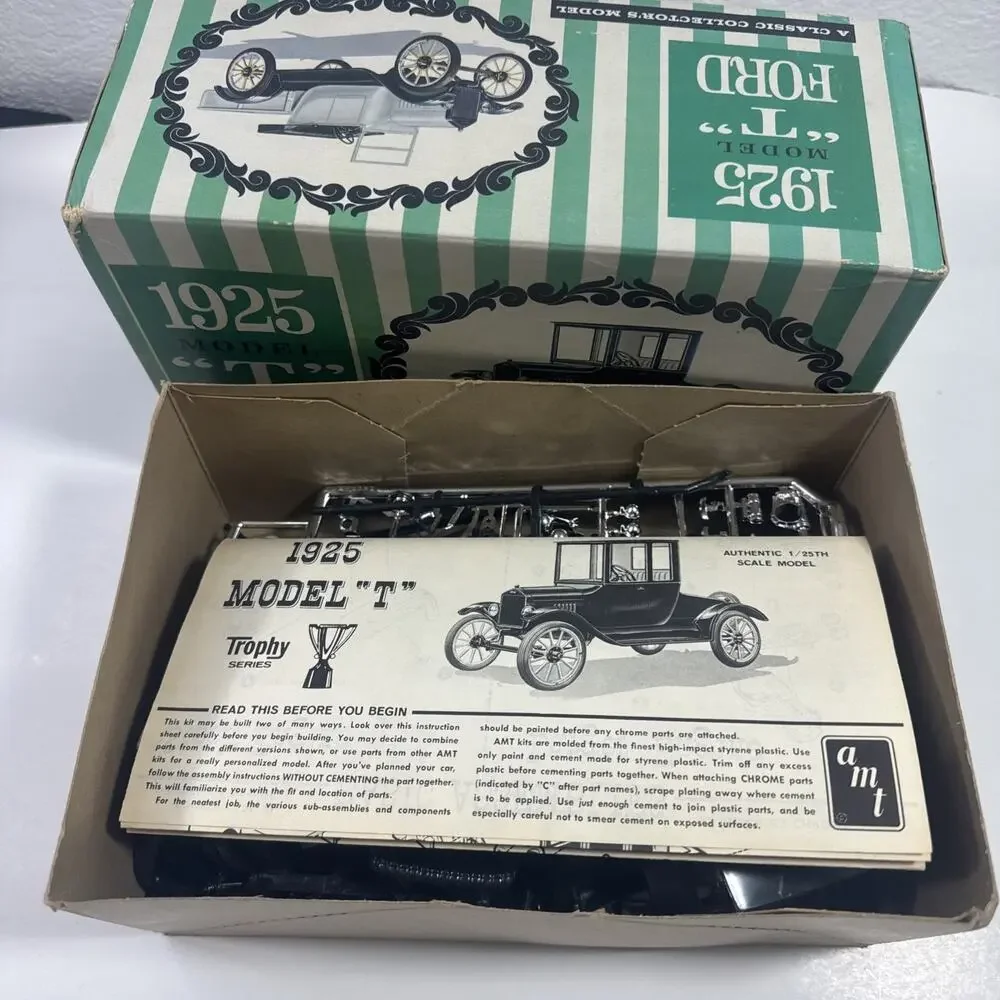 Vintage AMT 1925 Ford Model T 3n1 1/25 Model Kit Original Issue Unbuilt Open Box